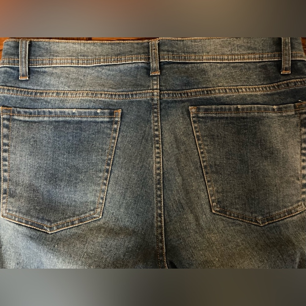 Jeans - Picture 4 of 4